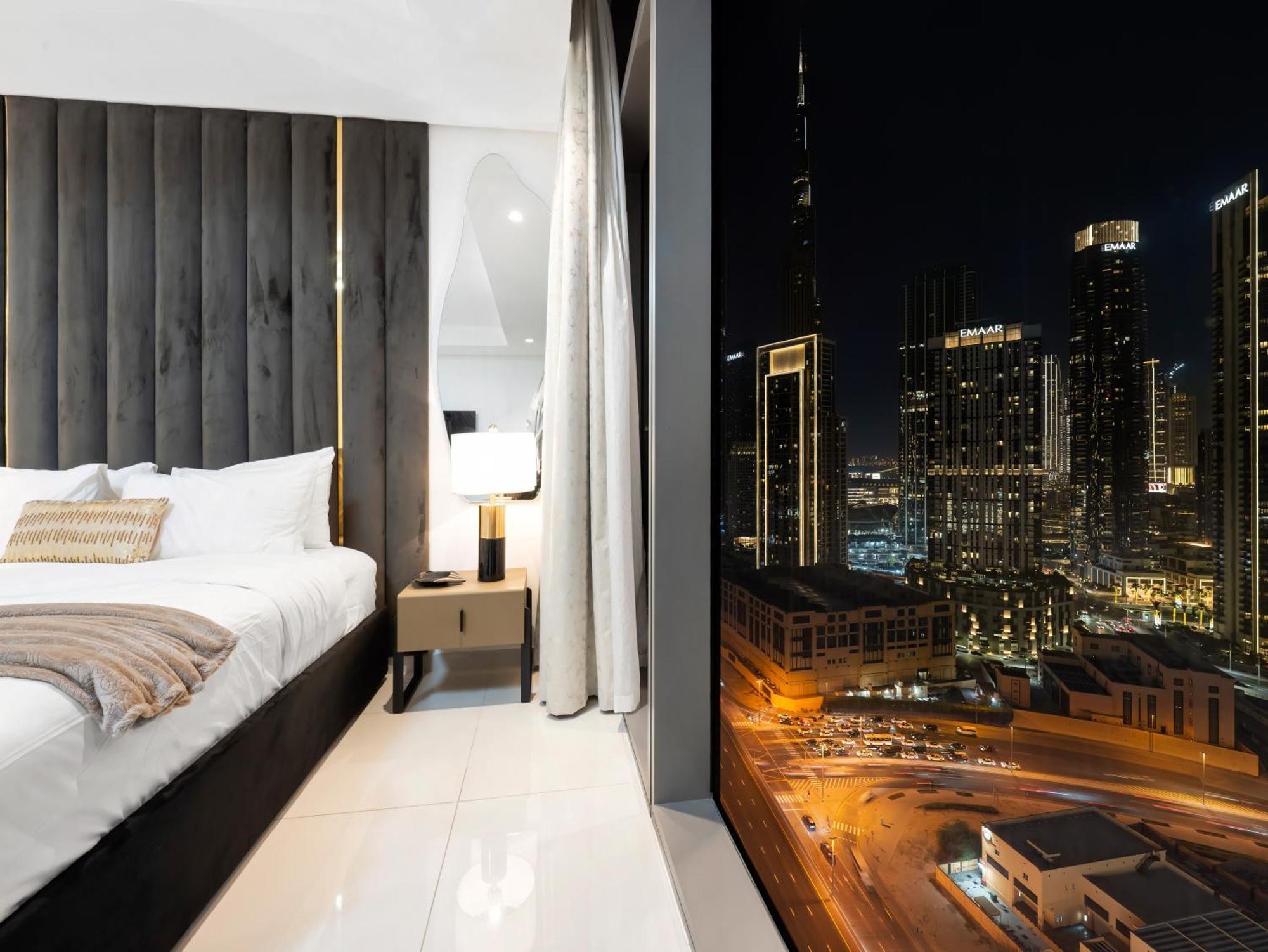 Paramount Midtown - Luxury By Dale Lee *